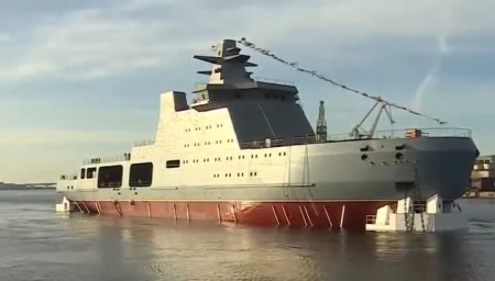 На строящемся боевом ледоколе в Петербурге произошел хлопок газа